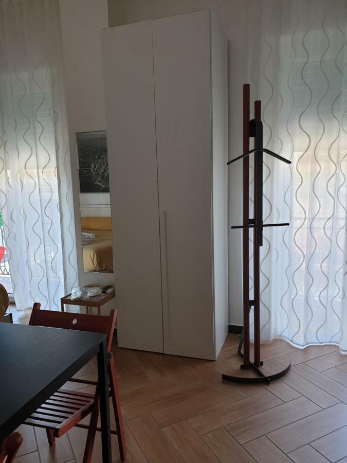 Cuscino E Cornetto Bed & Breakfast Salerno Exterior photo